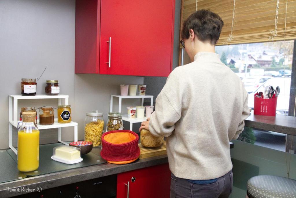 Backpacker Le Petit Baroudeur Hostel Champéry Екстериор снимка