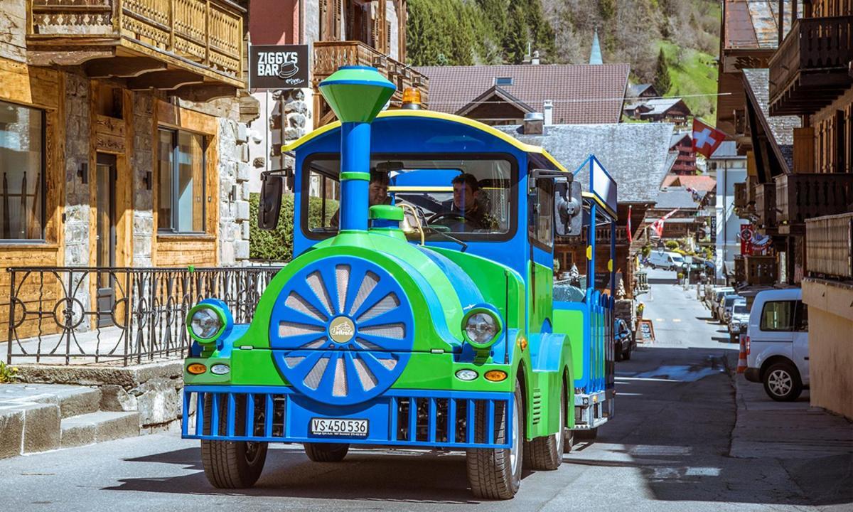 Backpacker Le Petit Baroudeur Hostel Champéry Екстериор снимка
