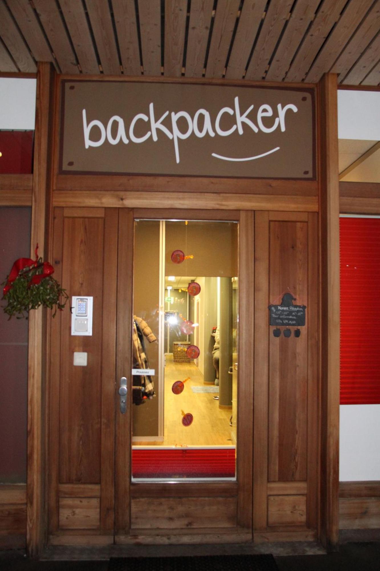 Backpacker Le Petit Baroudeur Hostel Champéry Екстериор снимка