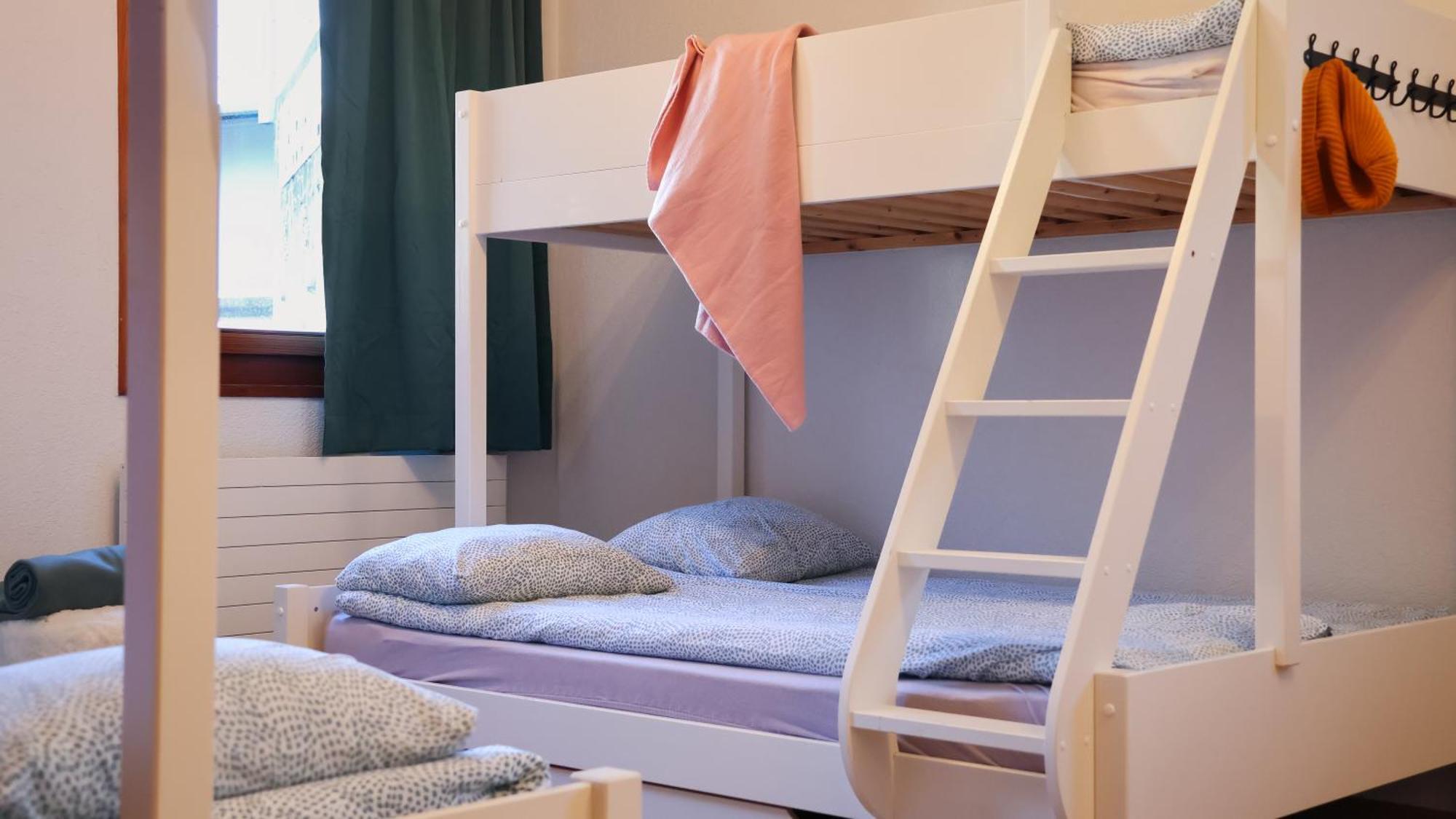 Backpacker Le Petit Baroudeur Hostel Champéry Екстериор снимка